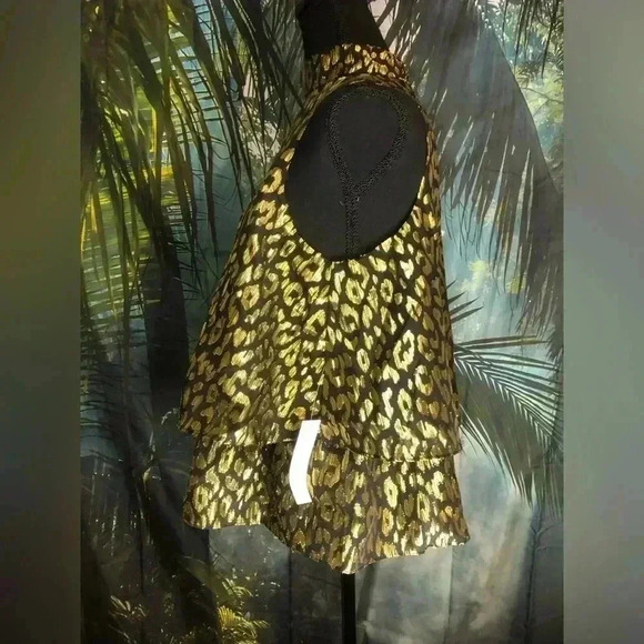 Gold and Black Top with ruffle top size 6 - Picture 4 of 16